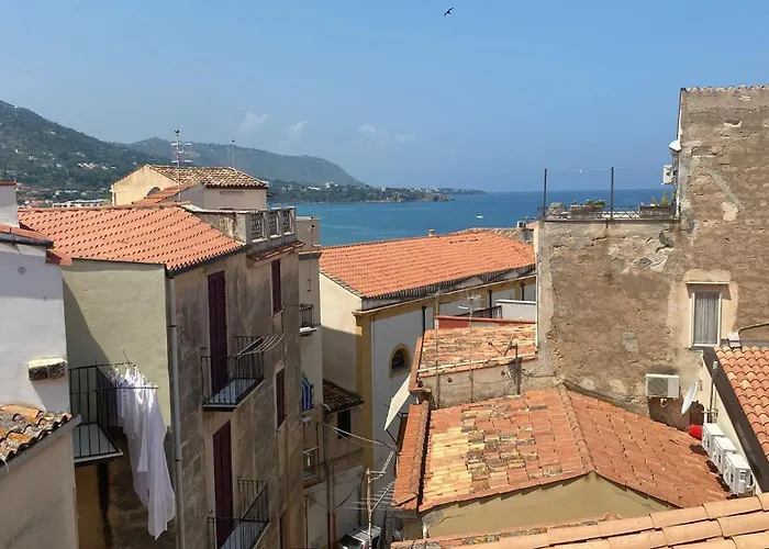 La Vista Al Di Sopra Dei Tetti *